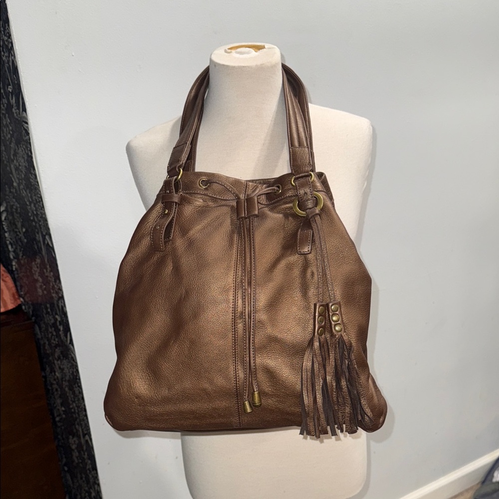 Kenneth Cole Reaction Leather Brown Bucket Bag Leather Shoulder Bag Tassel